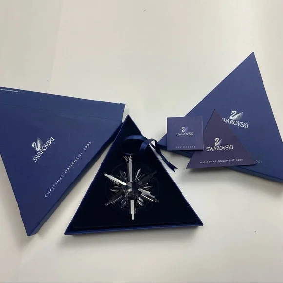 NWB Swarovski 2006 Crystal Snowflake Christmas Ornament New - Picture 4 of 12